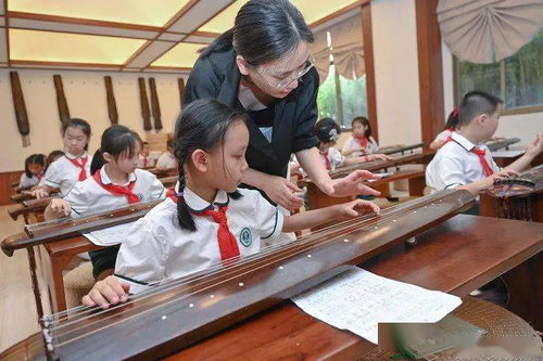 中小學(xué)全面開展課后服務(wù) 每周五天，每天至少兩小時